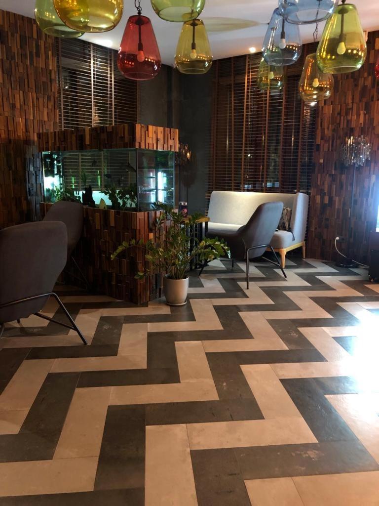 East Astana Hotel Εξωτερικό φωτογραφία